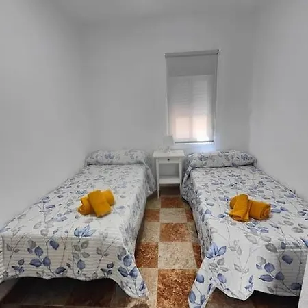 Playa Tanguillos Del Mar *