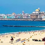 Playa Tanguillos Del Mar *
