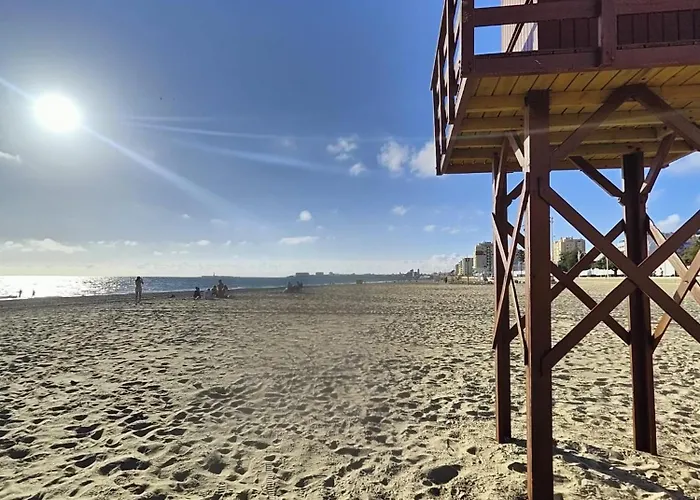 Playa Tanguillos Del Mar